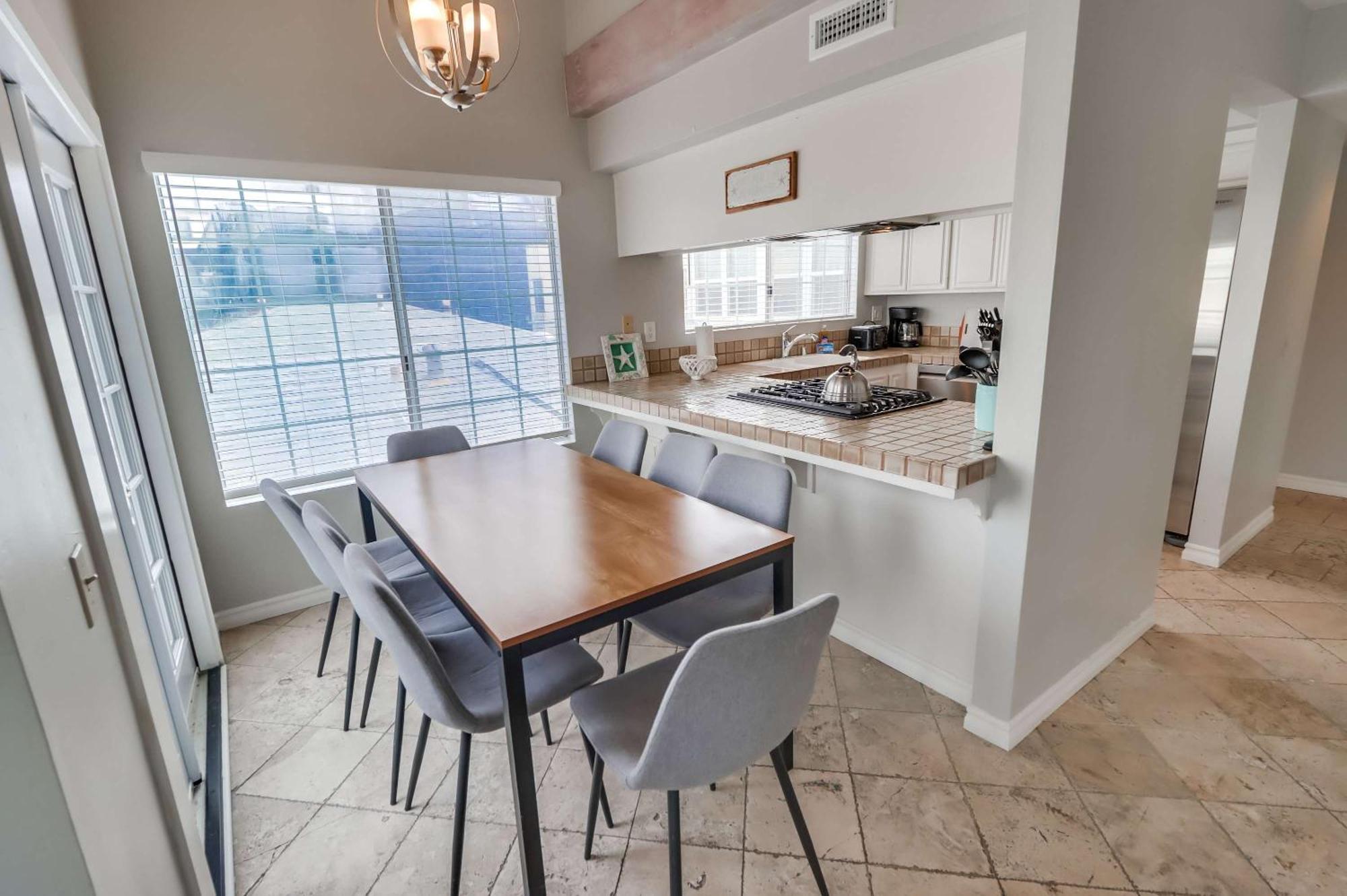 Half Block To Bay Steps To Ocean Ac Large Patio
